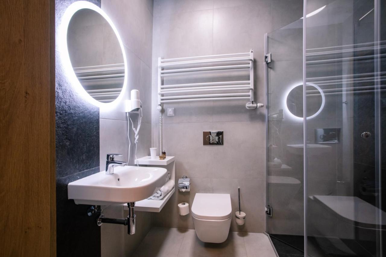 Holistic Hotel Solec-Zdroj Bagian luar foto